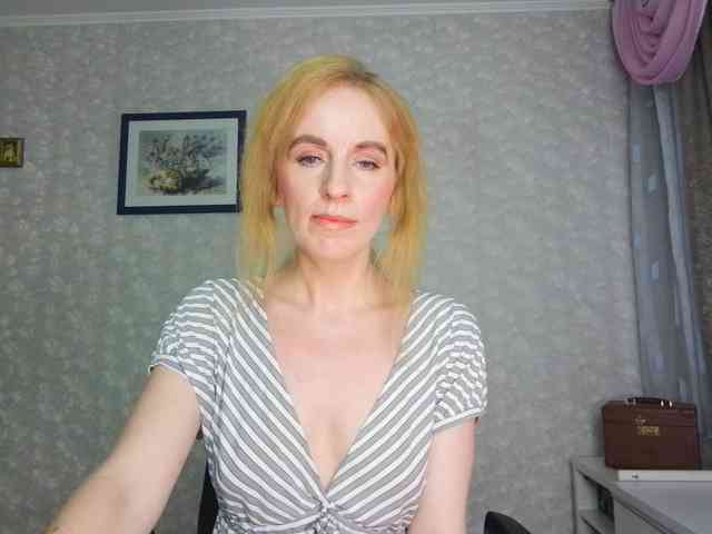 Nata85085 webcam