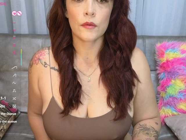 Queenkataleya live cam on BongaCams