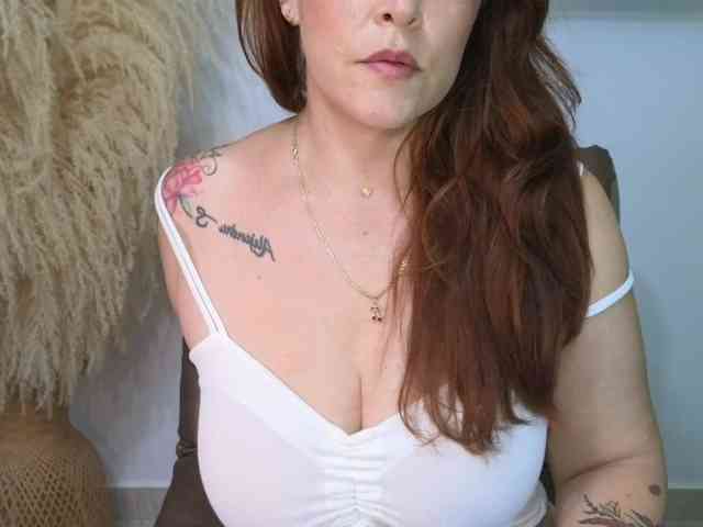 BigAsskattaleya webcam