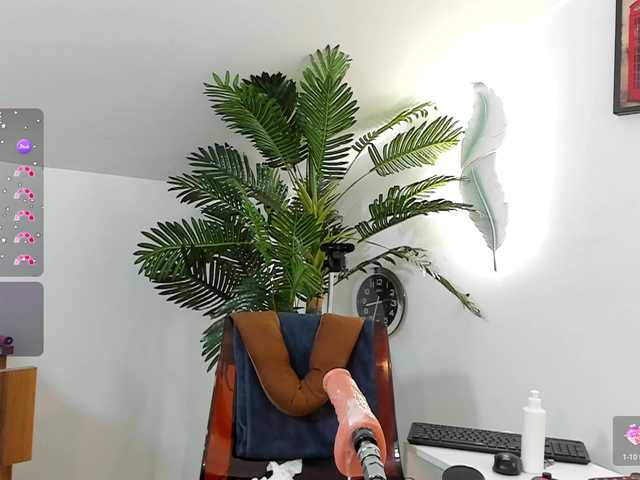 karlahartley live cam on UnifiedCams