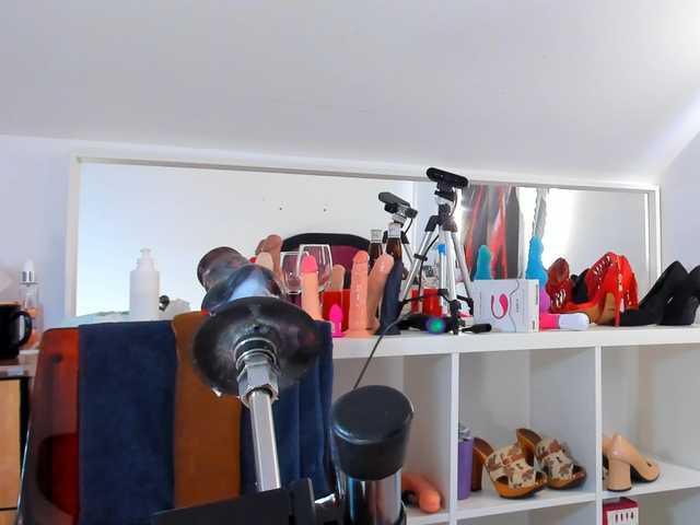 karlahartley live cam on BongaCams