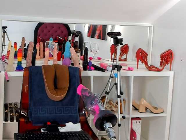 karlahartley live cam on BongaCams