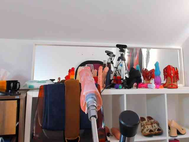 karlahartley — live female cam on BongaCams