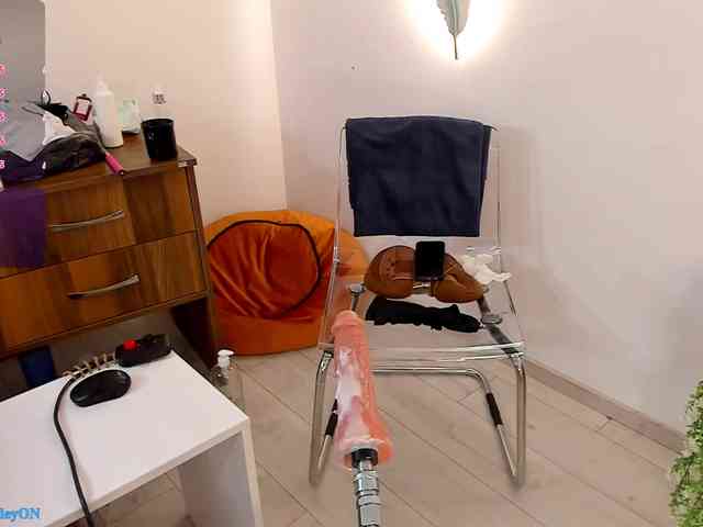 karlahartley webcam