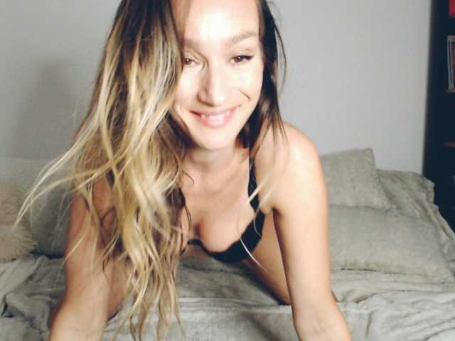 ChocoBela live cam on BongaCams
