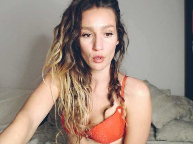 ChocoBela live cam on BongaCams