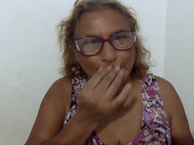 charrysexy's BongaCams show and profile