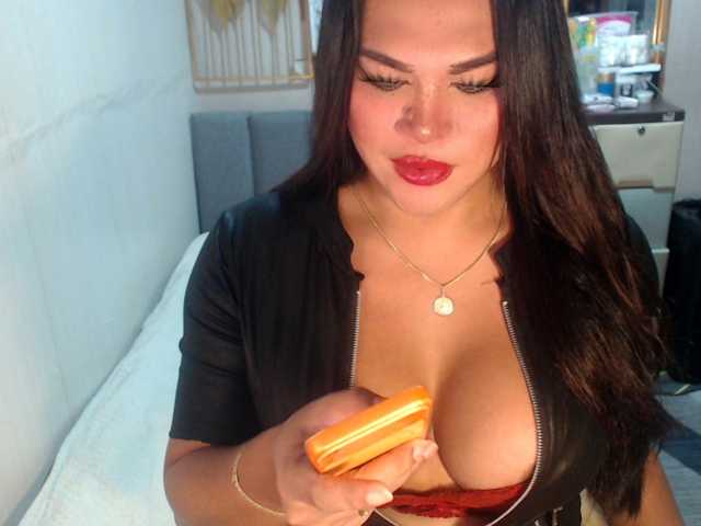 FUCKINGQUEEN