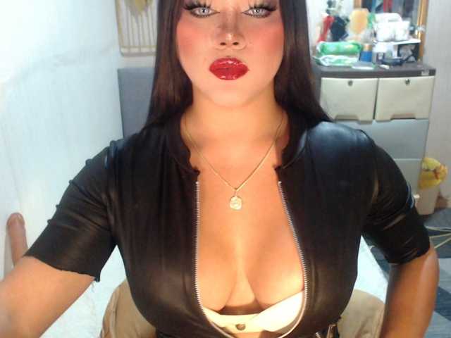 FUCKINGQUEEN