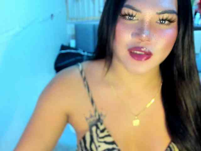 FUCKINGQUEEN FUCKINGQUEEN