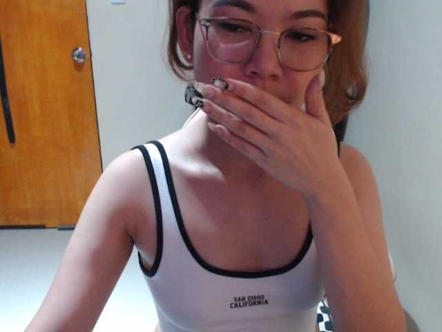 HottieAnne live webcam show