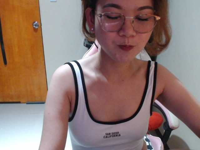 HottieAnne Live Cam on BongaCams