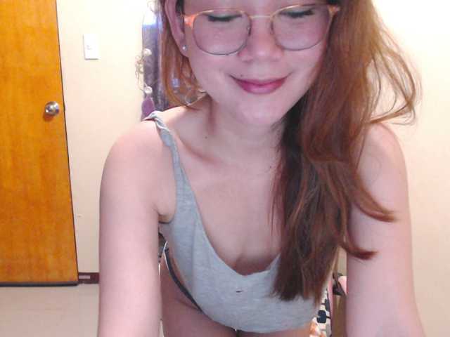 HottieAnne live cam on BongaCams