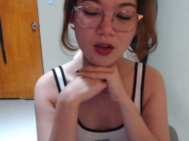 HottieAnne live webcam show