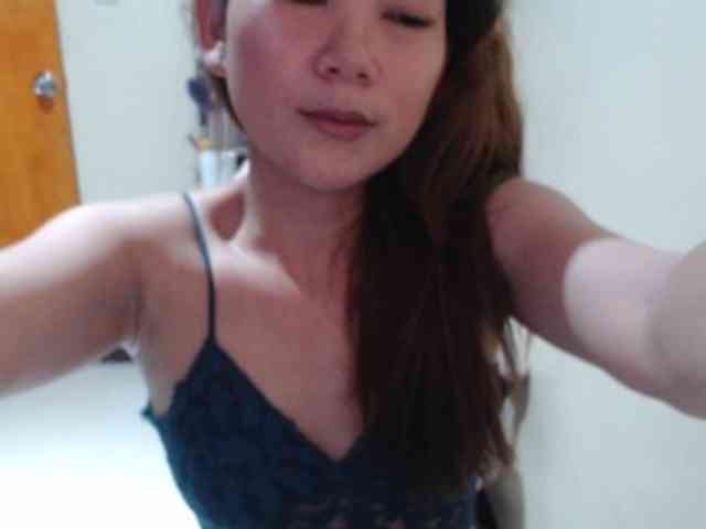 HottieAnne webcam