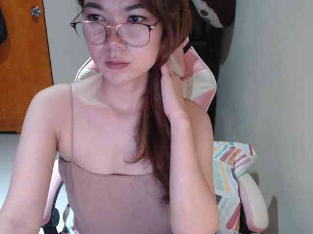 HottieAnne webcam