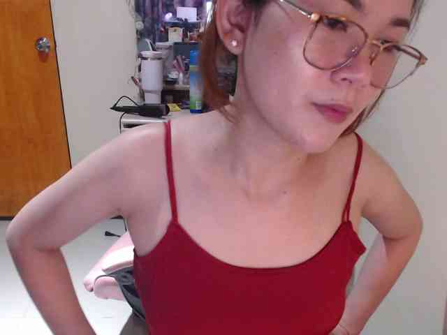 HottieAnne webcam