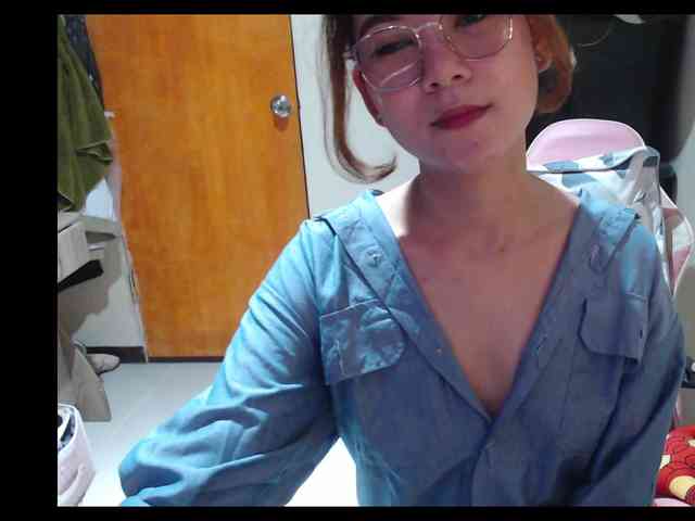 HottieAnne webcam
