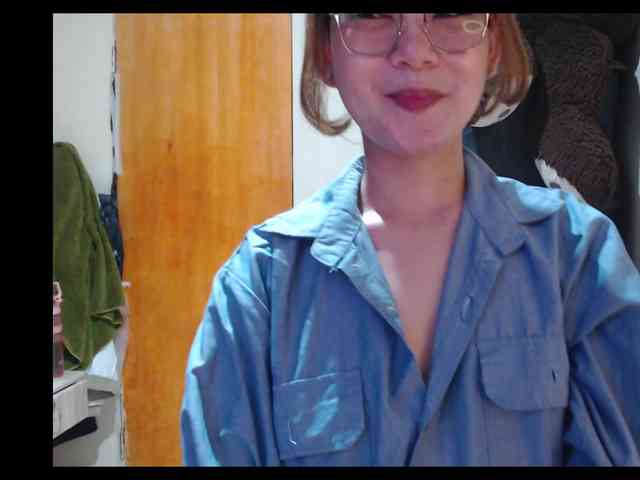 HottieAnne webcam