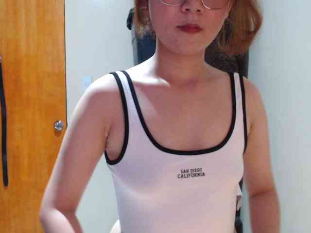 HottieAnne webcam
