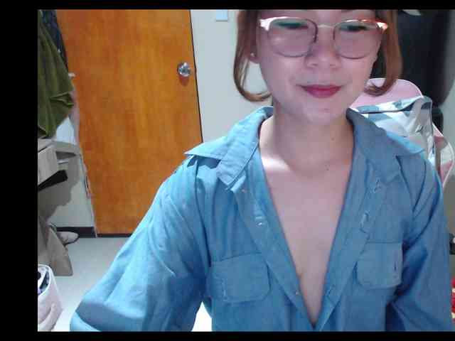 HottieAnne webcam