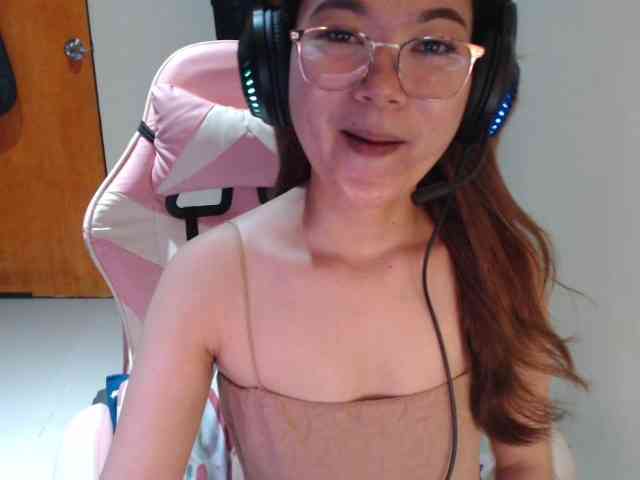 HottieAnne webcam