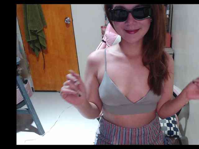 HottieAnne webcam