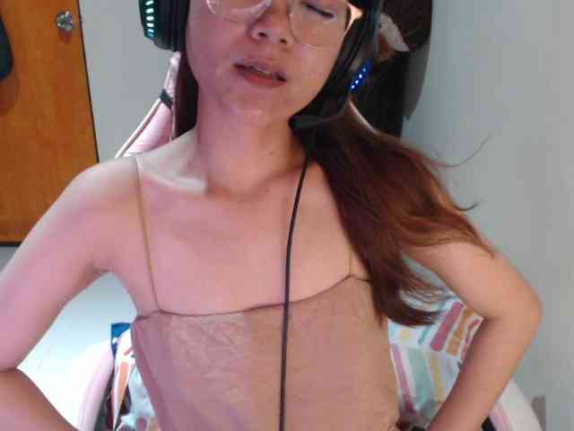 HottieAnne webcam