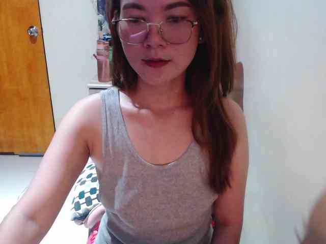HottieAnne webcam