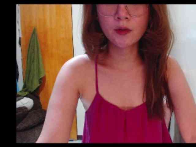 HottieAnne webcam