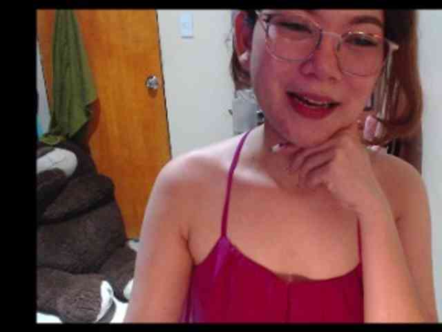 HottieAnne webcam