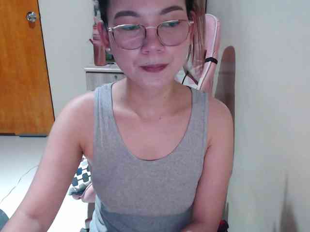 HottieAnne webcam