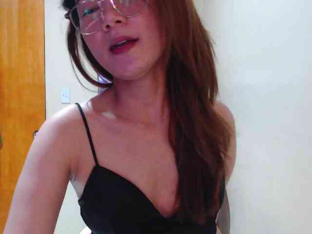 HottieAnne webcam