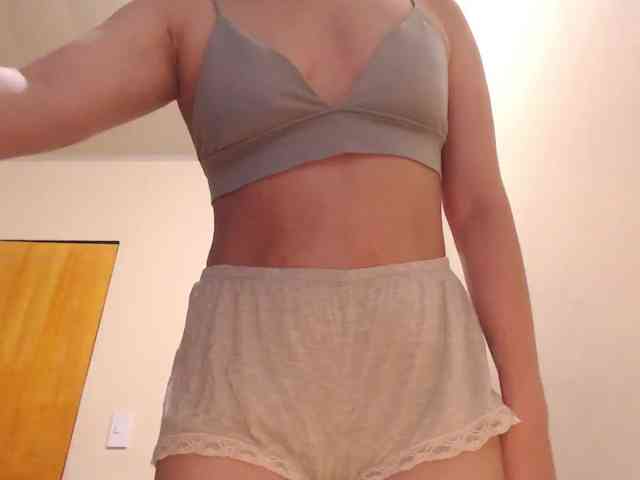 HottieAnne