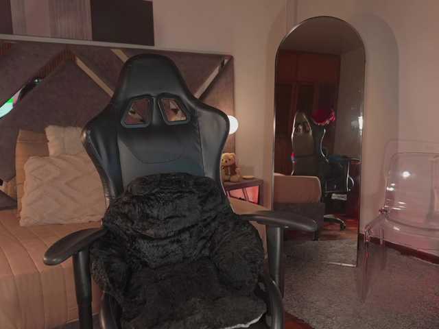 KateOwens live cam on BongaCams