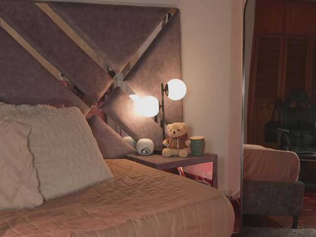 KateOwens live cam on BongaCams
