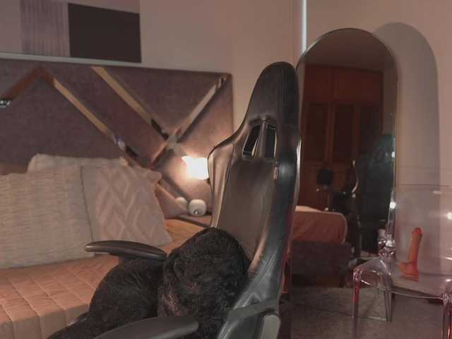 KateOwens live cam on BongaCams