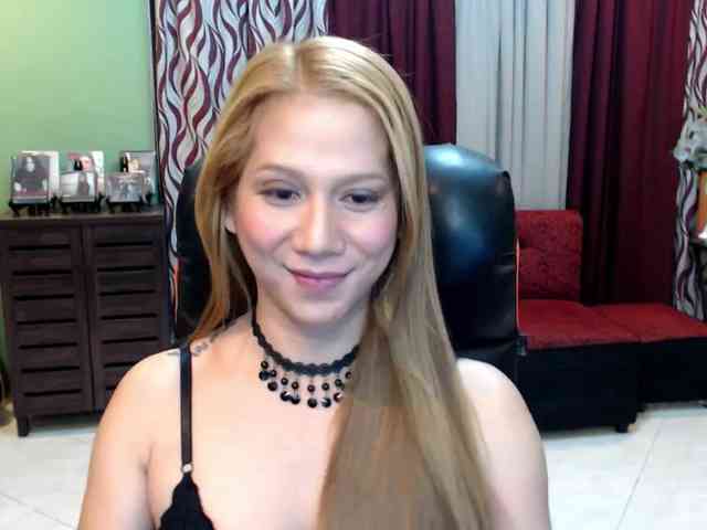MariahBigCock