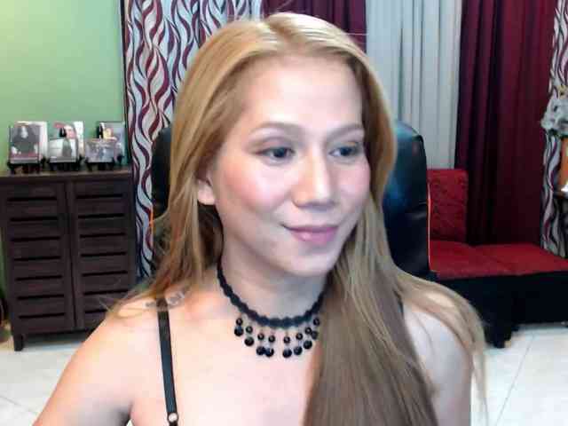 MariahBigCock
