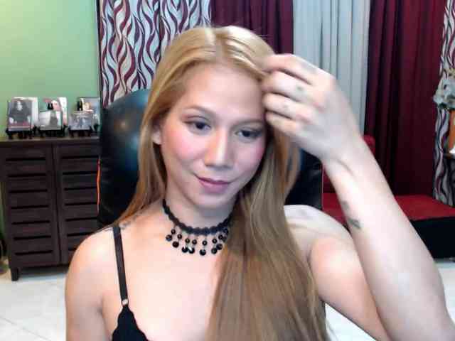 MariahBigCock