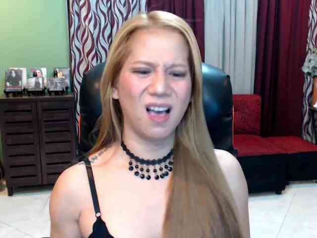 XCUMPOPPERX Sex Cam Show
