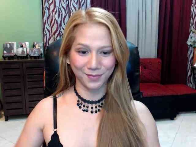 MariahBigCock