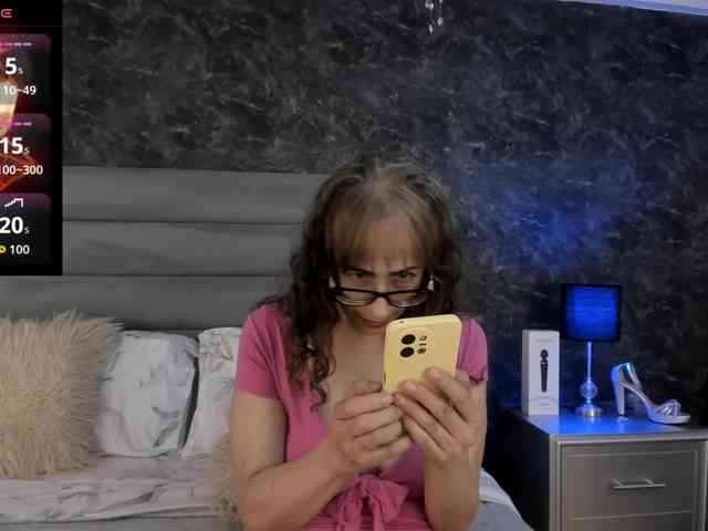 BeshaMoore webcam