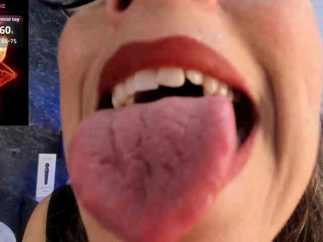 BeshaMoore webcam