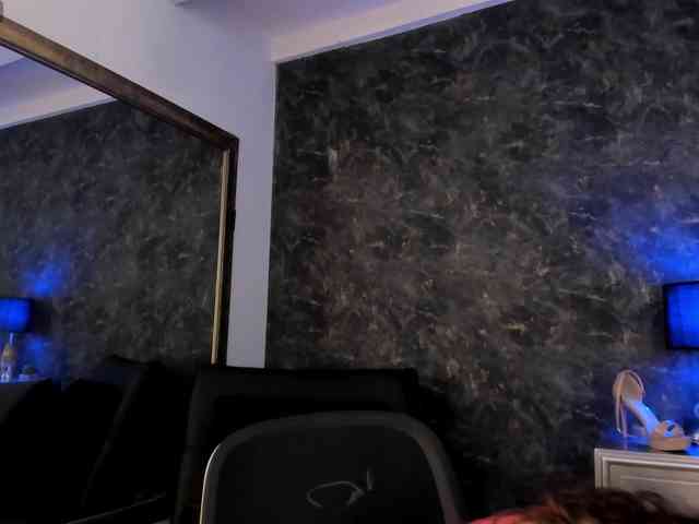 BeshaMoore webcam