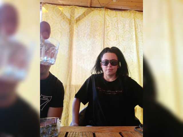 -Pypsiki-'s BongaCams show and profile