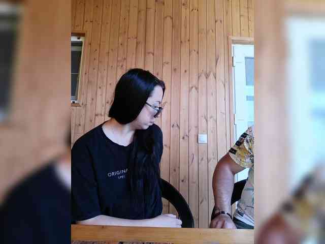Mẫu này đang trực tiếp. -Pypsiki-