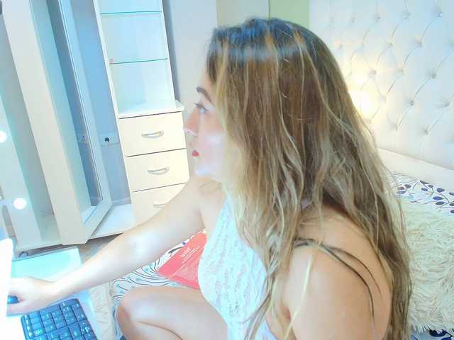 lindacarterr live cam on BongaCams