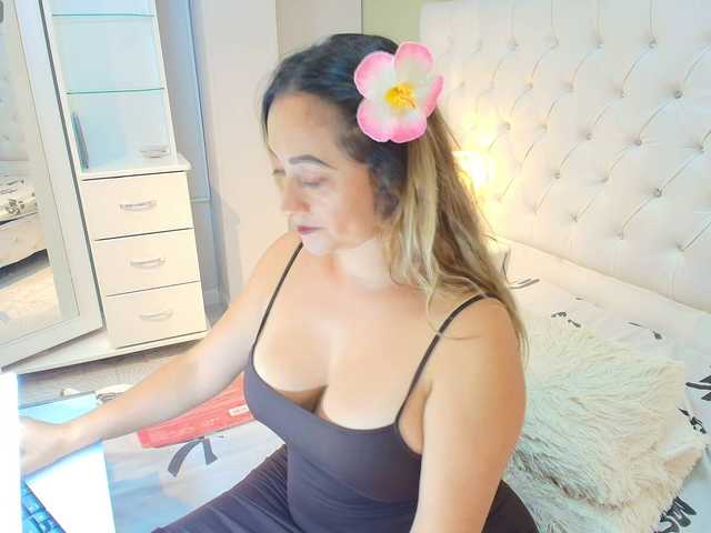 lindacarterr live cam on BongaCams