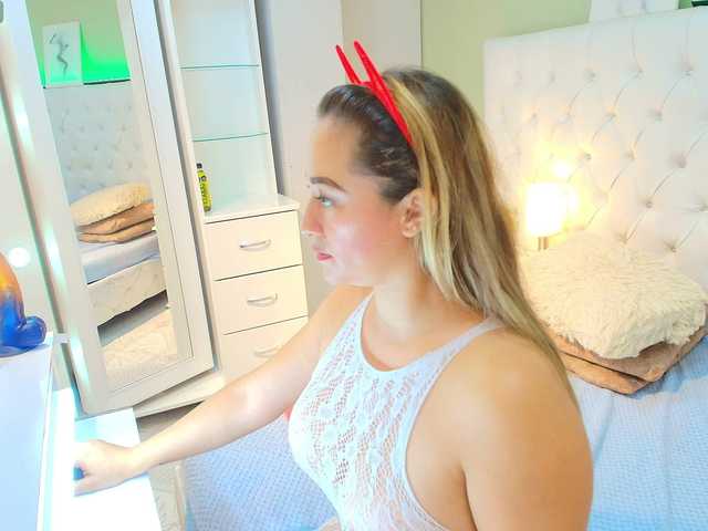 lindacarterr live cam
